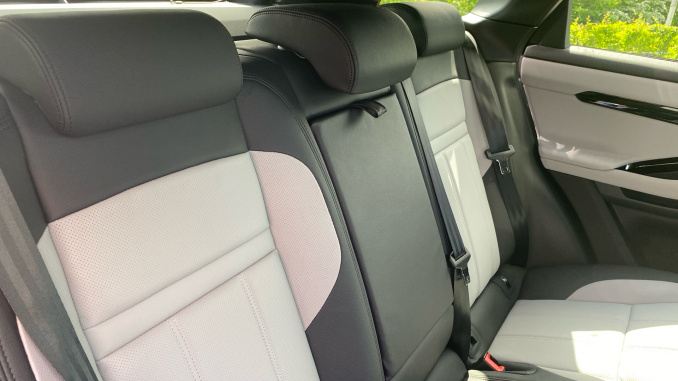 Land Rover Range Rover Evoque 1.5 P270e Dynamic SE 5dr Auto Hatchback - Image 33